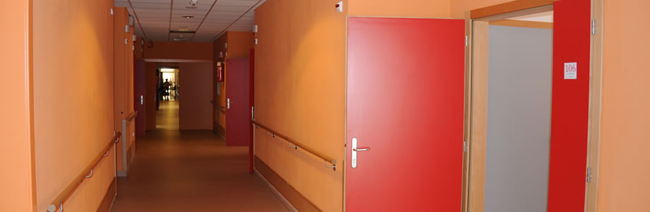 Immagine del corridoio di accesso alle stanze